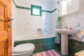 Villa Anastasia Large Private Pool Walk to Beach Sea Views A C Wifi Ca