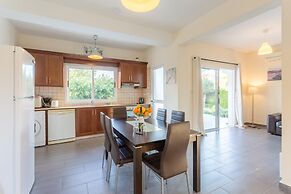 Sun Beach Villa Tria Large Private Pool Walk to Beach A C Wifi Car Not