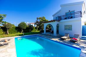 Sun Beach Villa Tria Large Private Pool Walk to Beach A C Wifi Car Not