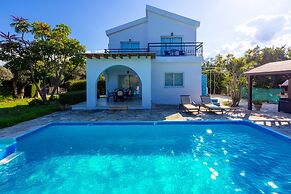Sun Beach Villa Tria Large Private Pool Walk to Beach A C Wifi Car Not