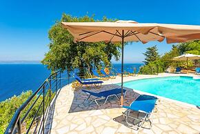 Villa Nefeli Large Private Pool Walk to Beach Sea Views A C Wifi Car N