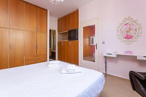 Villa Thetis Large Private Pool Walk to Beach Sea Views A C Wifi Car N