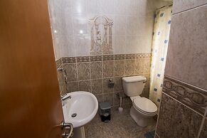 Villa Anastasia Large Private Pool Walk to Beach A C Wifi Car Not Requ