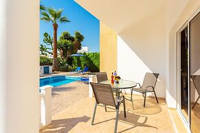 Villa Anastasia Large Private Pool Walk to Beach A C Wifi Car Not Requ