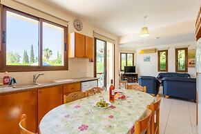 Villa Fostira Large Private Pool Walk to Beach A C Wifi Eco-friendly -