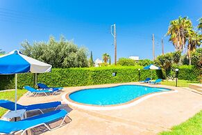 Villa Fostira Large Private Pool Walk to Beach A C Wifi Eco-friendly -