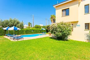 Villa Fostira Large Private Pool Walk to Beach A C Wifi Eco-friendly -