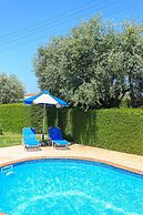 Villa Fostira Large Private Pool Walk to Beach A C Wifi Eco-friendly -