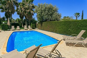 Villa Stefanos Large Private Pool Walk to Beach A C Wifi Eco-friendly 