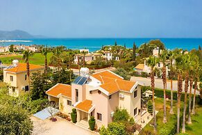 Villa Stefanos Large Private Pool Walk to Beach A C Wifi Eco-friendly 