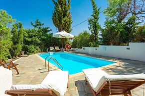 Villa Antigoni Large Private Pool - 2405