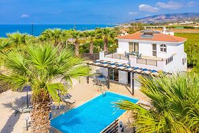 Villa Aspelia Large Private Pool Walk to Beach Sea Views A C Wifi Eco-