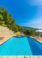 Villa Aris Large Private Pool Walk to Beach Sea Views A C Wifi - 2453