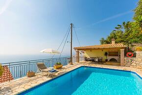 Villa Aris Large Private Pool Walk to Beach Sea Views A C Wifi - 2453
