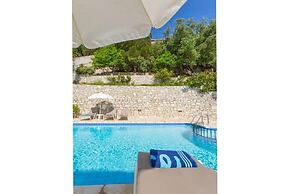 Villa Aris Large Private Pool Walk to Beach Sea Views A C Wifi - 2453