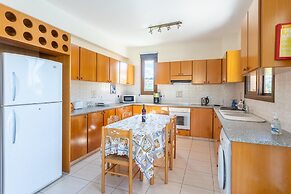 Villa Georgios Large Private Pool Walk to Beach Sea Views A C Wifi Eco