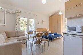 Villa Mia Private Pool Walk to Beach A C Wifi Car Not Required Eco-fri