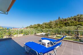 Villa Mia Private Pool Walk to Beach A C Wifi Car Not Required Eco-fri