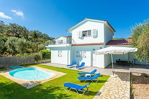 Villa Mia Private Pool Walk to Beach A C Wifi Car Not Required Eco-fri