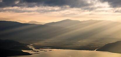 Fay Apartment Walk to Beach Sea Views A C Wifi Car Not Required - 2617