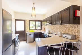 Villa Fortuna Large Private Pool Walk to Beach Sea Views A C Wifi Car 