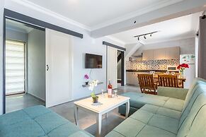 Villa Asli Paradise Private Pool A C Wifi Car Not Required Eco-friendl