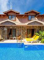 Villa Asli Paradise Private Pool A C Wifi Car Not Required Eco-friendl