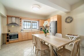 Villa Erasmia Large Private Pool Walk to Beach Sea Views A C Wifi - 26