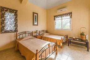 Villa Kleopatra Large Private Pool Walk to Beach A C Wifi Eco-friendly