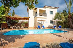 Villa Kleopatra Large Private Pool Walk to Beach A C Wifi Eco-friendly
