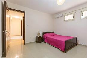 Villa Felice Large Private Pool Walk to Beach Sea Views A C Wifi Car N