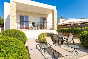 Villa Felice Large Private Pool Walk to Beach Sea Views A C Wifi Car N