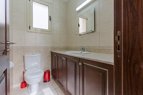 Villa Felice Large Private Pool Walk to Beach Sea Views A C Wifi Car N