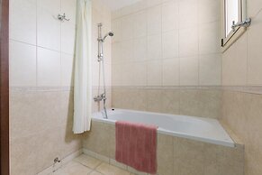 Villa Felice Large Private Pool Walk to Beach Sea Views A C Wifi Car N