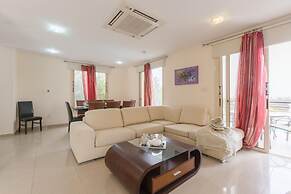 Villa Felice Large Private Pool Walk to Beach Sea Views A C Wifi Car N