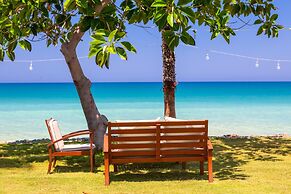 Villa Felice Large Private Pool Walk to Beach Sea Views A C Wifi Car N