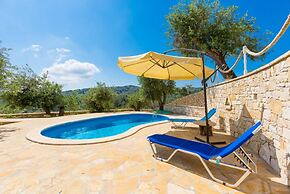 Villa Francesca Private Pool Walk to Beach Sea Views A C Wifi - 2782