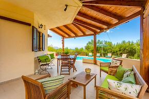 Villa Armi Large Private Pool Walk to Beach Sea Views A C Wifi Eco-fri