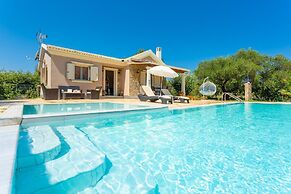 Villa Popi Large Private Pool Walk to Beach A C Wifi - 2820