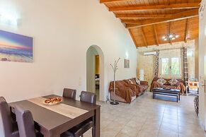 Villa Popi Large Private Pool Walk to Beach A C Wifi - 2820