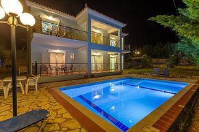 Skala Villa Blue Large Private Pool Walk to Beach Sea Views A C Wifi -