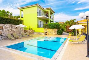 Skala Villa Green Large Private Pool Walk to Beach Sea Views A C Wifi 