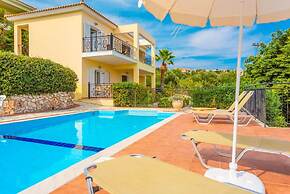 Skala Villa Yellow Large Private Pool Walk to Beach Sea Views A C Wifi