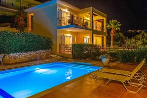 Skala Villa Yellow Large Private Pool Walk to Beach Sea Views A C Wifi
