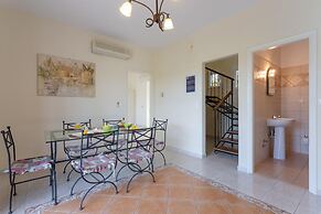 Skala Villa Yellow Large Private Pool Walk to Beach Sea Views A C Wifi