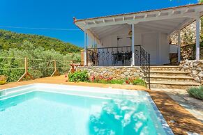 Neptune Private Pool Walk to Beach A C Wifi - 2831