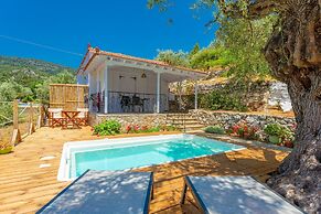 Neptune Private Pool Walk to Beach A C Wifi - 2831