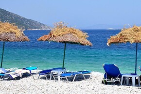 Neptune Private Pool Walk to Beach A C Wifi - 2831