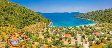 Neptune Private Pool Walk to Beach A C Wifi - 2831