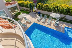 Villa Nirvana Large Private Pool A C Wifi Car Not Required Eco-friendl